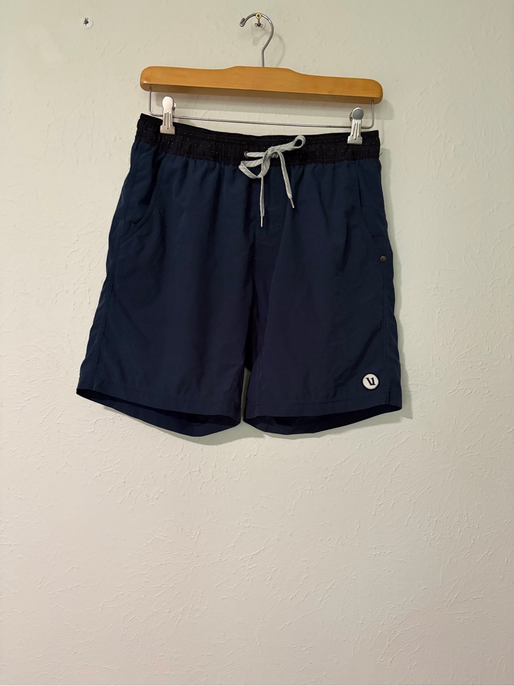 Vuori Kore Lined Shorts Size Large